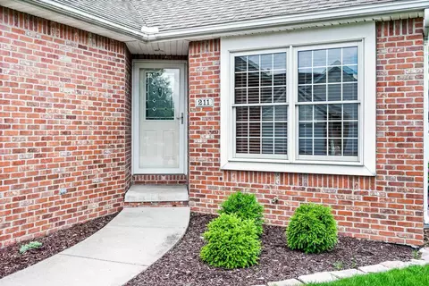 211 Field Dr, Normal, IL 61761 photo 3