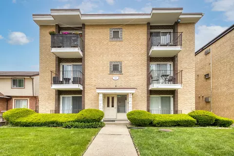 905 Graceland Ave #12, Des Plaines, IL 60016