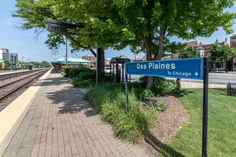 Other - 904 Parkview Ln, Des Plaines, IL 60016 photo 6 of 6