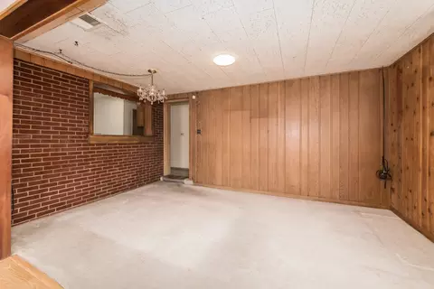 Other - 904 Parkview Ln, Des Plaines, IL 60016 photo 1 of 6