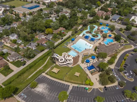 View/Area - 904 Parkview Ln, Des Plaines, IL 60016 photo 5 of 5