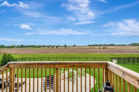 Exterior - 855 Simpson Ave, Elburn, IL 60119 photo 6 of 7