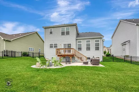 Exterior - 855 Simpson Ave, Elburn, IL 60119 photo 2 of 7