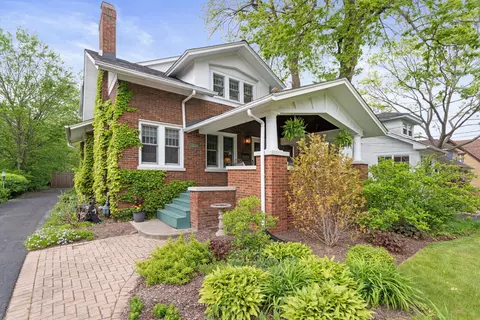 1040 Shermer Rd, Northbrook, IL 60062