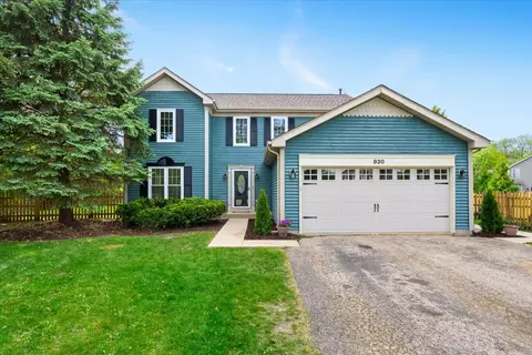 830 Waterford Ct, Lake Zurich, IL 60047