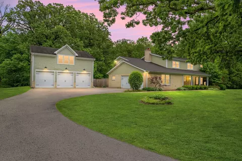 2 S579 Partridge Rd, Batavia, IL 60510