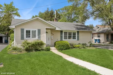 656 S York St, Elmhurst, IL 60126