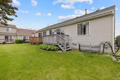 Exterior - 557 Sandy Ct, Harvard, IL 60033 photo 1 of 3