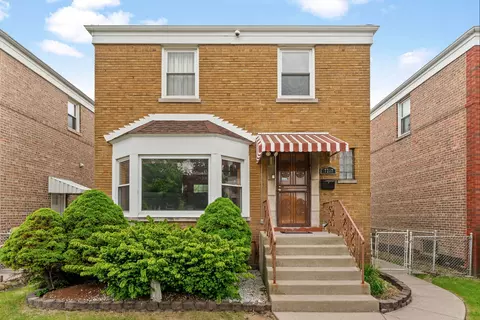 7217 W 57th St, Summit, IL 60501