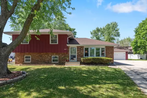 1332 Jane Ct, Joliet, IL 60431