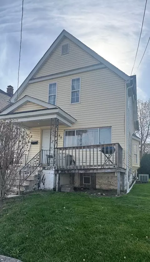 25 S Cagwin Ave, Joliet, IL 60436