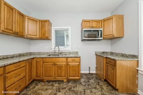 Kitchen - 1505 E 76th Pl, Chicago, IL 60619 photo 3 of 3