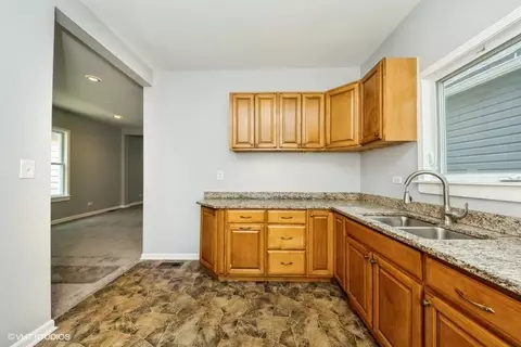 Kitchen - 1505 E 76th Pl, Chicago, IL 60619 photo 1 of 3