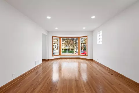 2934 Maple Ave, Berwyn, IL 60402 photo 3