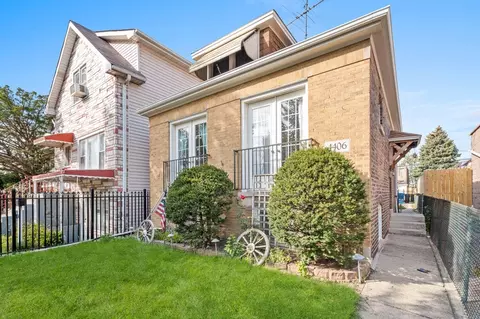 4406 W Augusta Blvd, Chicago, IL 60651