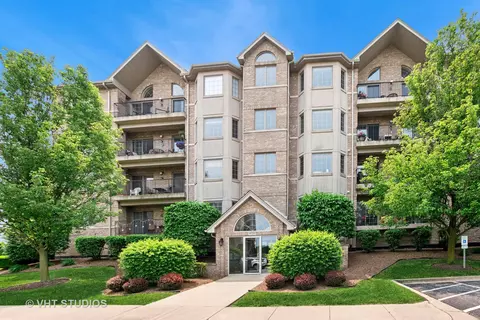 14130 Sheffield Dr #202, Homer Glen, IL 60491