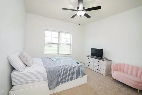 Bedroom - 1905 Glenbridge Rd, Bloomington, IL 61704 photo 6 of 6