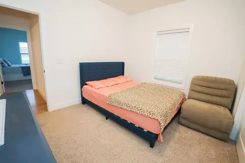 Bedroom - 1905 Glenbridge Rd, Bloomington, IL 61704 photo 1 of 6