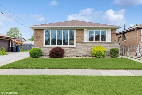 12746 S Marquette Ave, Chicago, IL 60633
