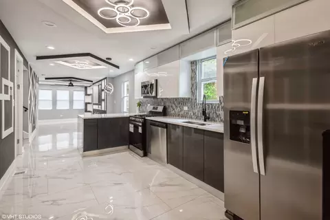 Kitchen - 723 E 90th St, Chicago, IL 60619 photo 1 of 2