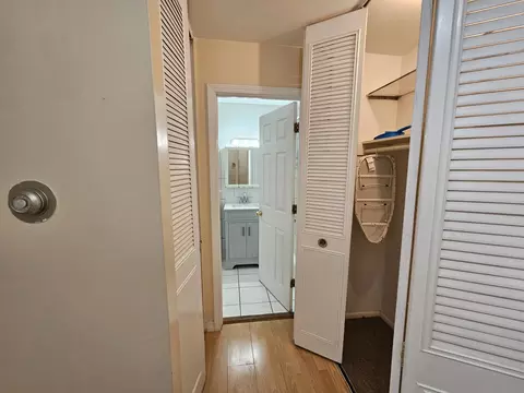8928 Steven Dr #2F, Des Plaines, IL 60016 photo 13