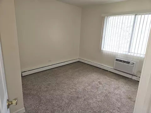 8928 Steven Dr #2F, Des Plaines, IL 60016 photo 10