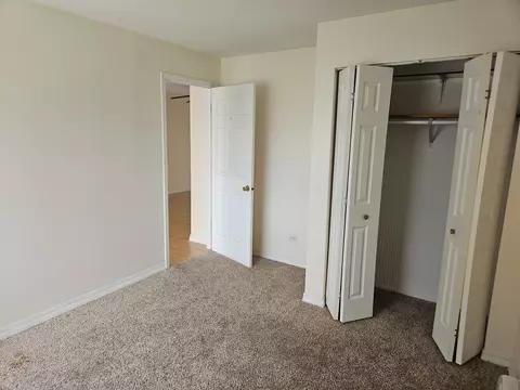 8928 Steven Dr #2F, Des Plaines, IL 60016 photo 12