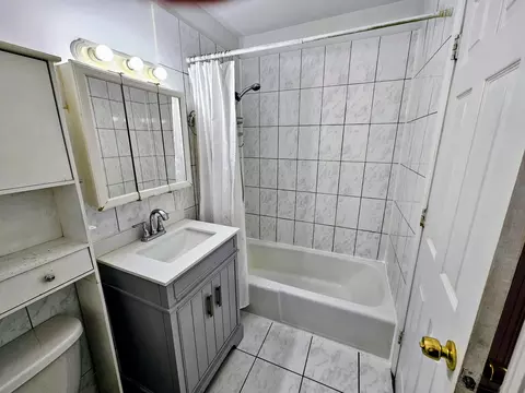 8928 Steven Dr #2F, Des Plaines, IL 60016 photo 14