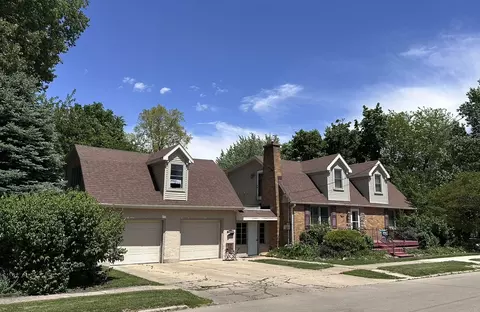 616 E Center St, Ottawa, IL 61350 photo 3