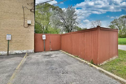 862 Colonial Dr #F, Wheeling, IL 60090 photo 22