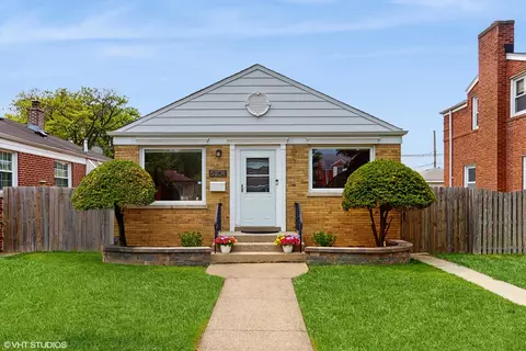 5304 N Oriole Ave, Chicago, IL 60656