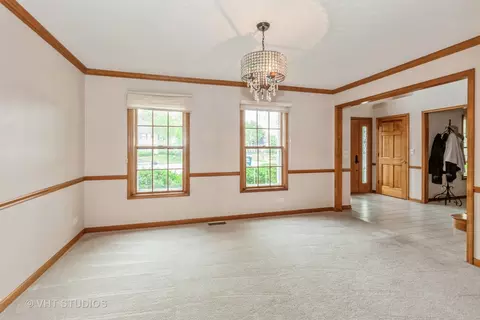 1634 Ithaca Dr, Naperville, IL 60565 photo 11