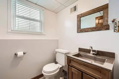 Bath - 2080 Fox Ln, Des Plaines, IL 60018 photo 2 of 2