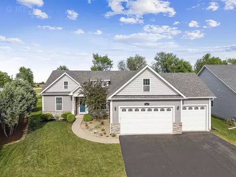 49 W Crabapple Ave, Cortland, IL 60112