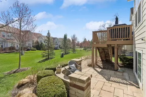 Exterior - 1117 Pine Valley Ct, Elgin, IL 60124 photo 5 of 5