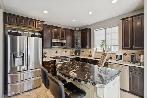 Kitchen - 1117 Pine Valley Ct, Elgin, IL 60124 photo 2 of 6