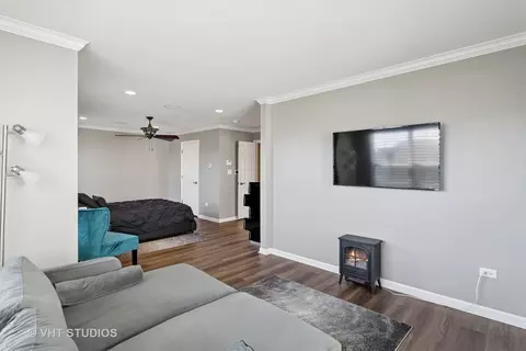 Other - 1117 Pine Valley Ct, Elgin, IL 60124 photo 4 of 10