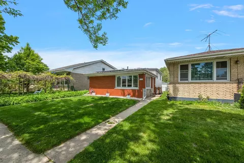 Exterior - 3118 E 130th St, Chicago, IL 60633 photo 1 of 4