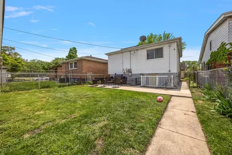 Exterior - 3118 E 130th St, Chicago, IL 60633 photo 3 of 4