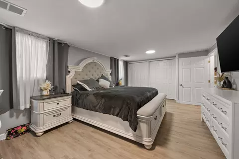 Bedroom - 3118 E 130th St, Chicago, IL 60633 photo 8 of 8
