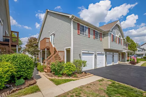 127 Village Creek Dr #0, Lake In The Hills, IL 60156