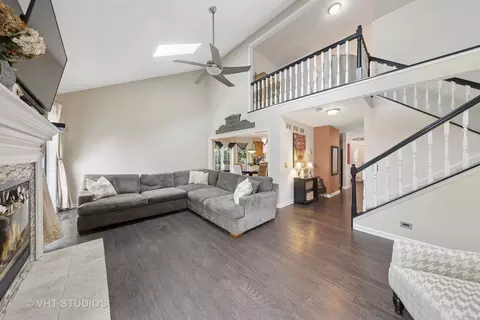 2260 Brookside Ct, Aurora, IL 60502 photo 12