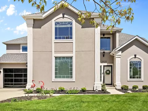 2303 Kentuck Ct, Naperville, IL 60564