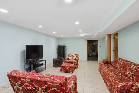 Other - 1401 S 6th Ave, Des Plaines, IL 60018 photo 6 of 7