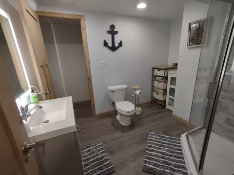 Bath - 4318 Bronk Cor, Plainfield, IL 60586 photo 3 of 4