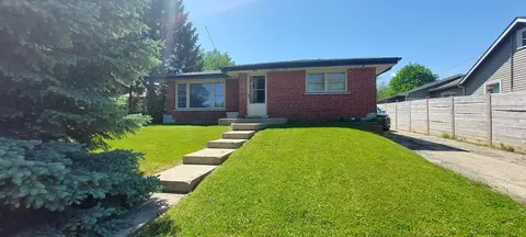 704 S Neltnor Blvd, West Chicago, IL 60185