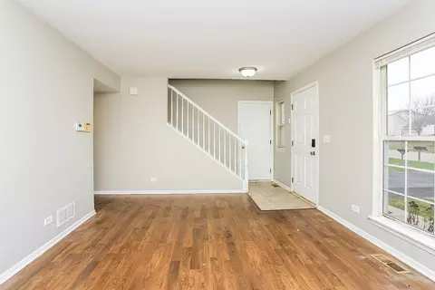 Living - 625 Deames St, Plano, IL 60545 photo 1 of 3