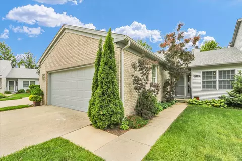 1212 Quail Run Dr #0, Savoy, IL 61874