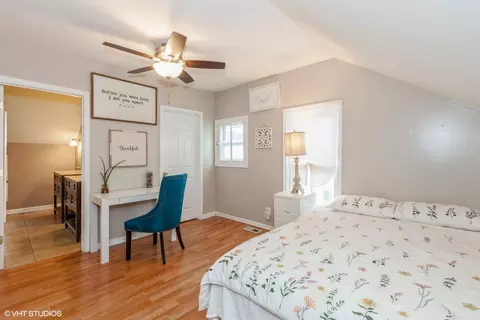 Bedroom - 523 Spruce St, Aurora, IL 60506 photo 2 of 5