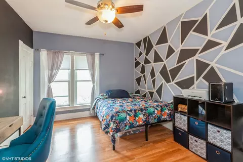 Bedroom - 523 Spruce St, Aurora, IL 60506 photo 3 of 5